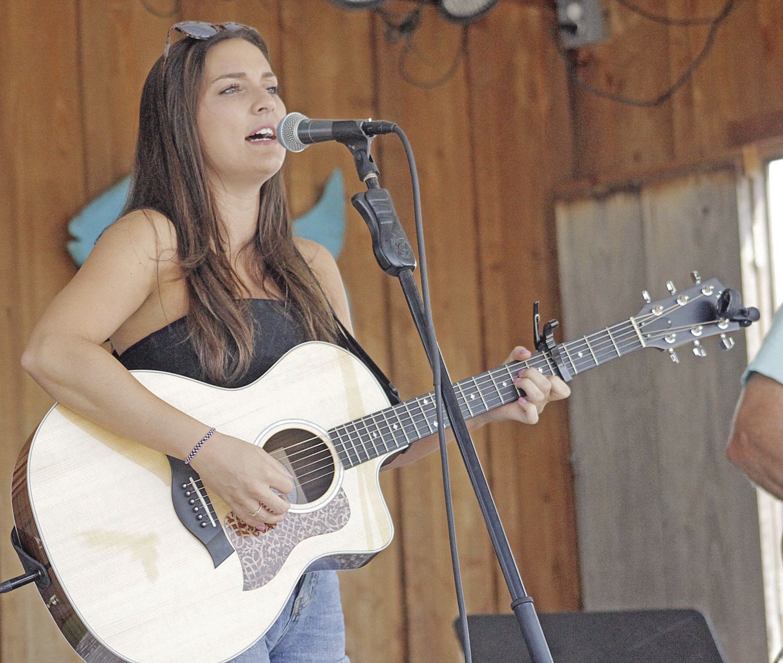 Tenn. River Jam Olivia